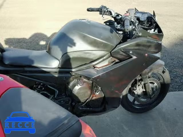 2009 YAMAHA FZ6 JYARJ18E09A004224 Bild 4