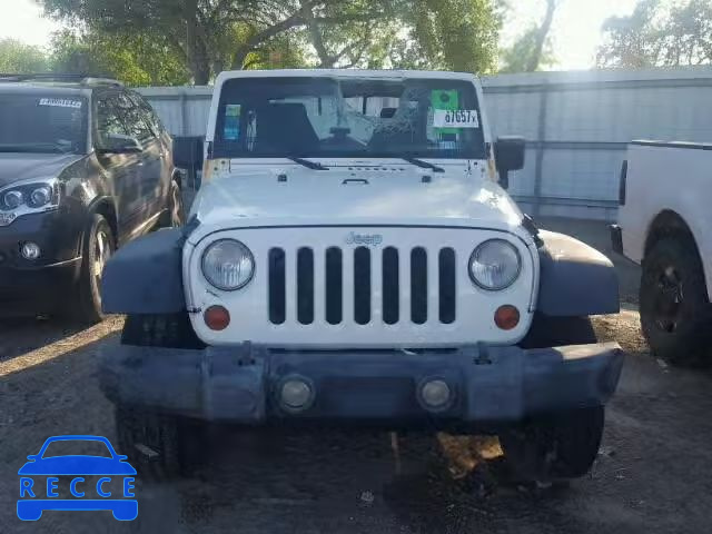 2009 JEEP WRANGLER 1J4FA24159L752613 image 8