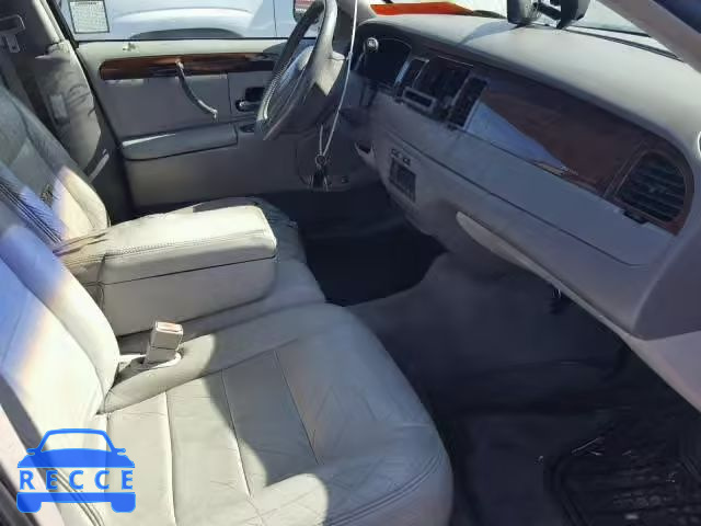 2001 LINCOLN TOWN CAR 1LNHM81W71Y664755 зображення 4