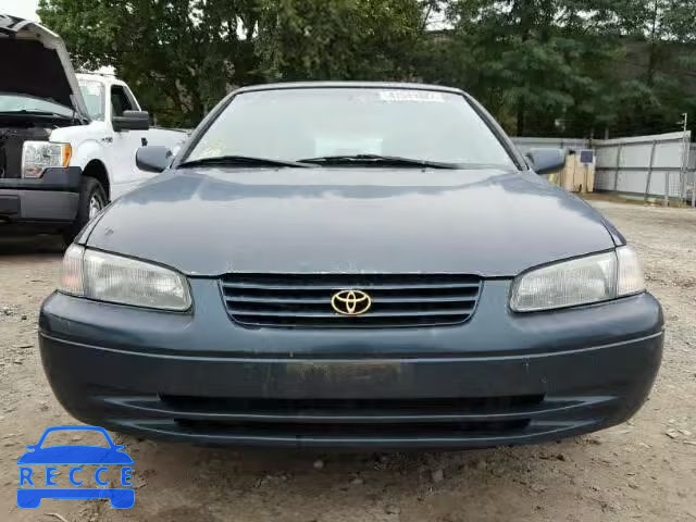 1998 TOYOTA CAMRY 4T1BG22K9WU325662 image 8