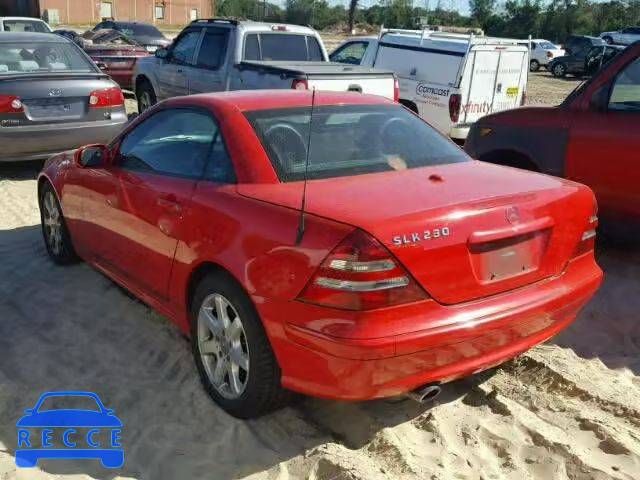 2002 MERCEDES-BENZ SLK WDBKK49F82F239943 image 2