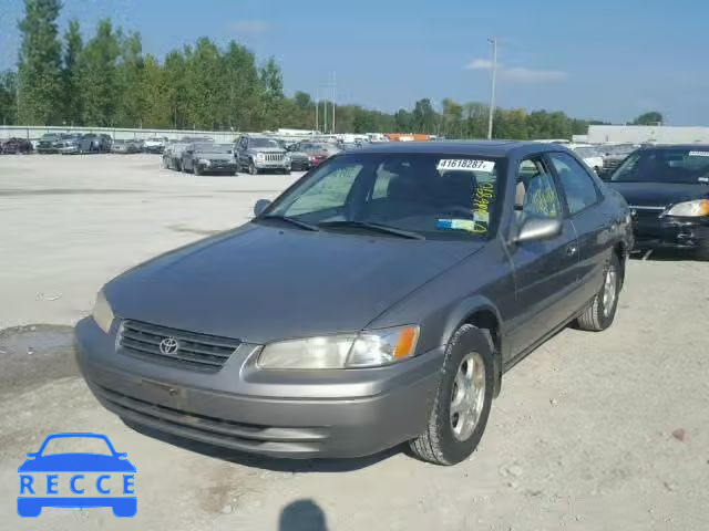 1998 TOYOTA CAMRY 4T1BG22K1WU379599 image 1