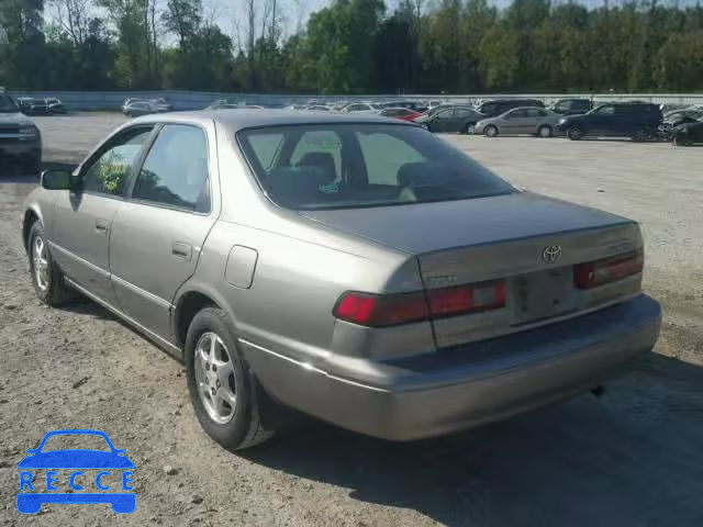 1998 TOYOTA CAMRY 4T1BG22K1WU379599 image 2