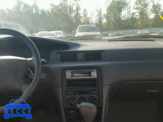 1998 TOYOTA CAMRY 4T1BG22K1WU379599 image 8