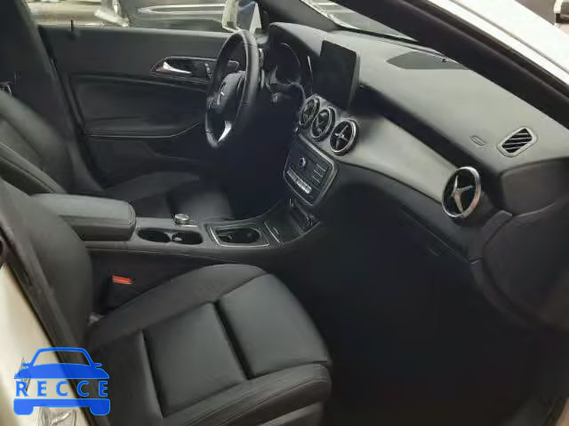 2017 MERCEDES-BENZ CLA WDDSJ4EB3HN409508 image 4