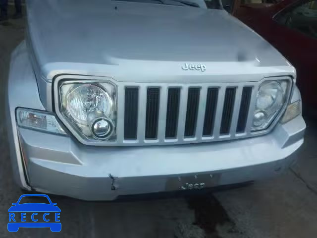 2009 JEEP LIBERTY 1J8GN28K49W538351 image 8