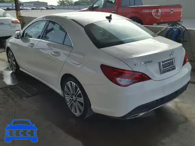 2017 MERCEDES-BENZ CLA WDDSJ4EB9HN447597 image 2