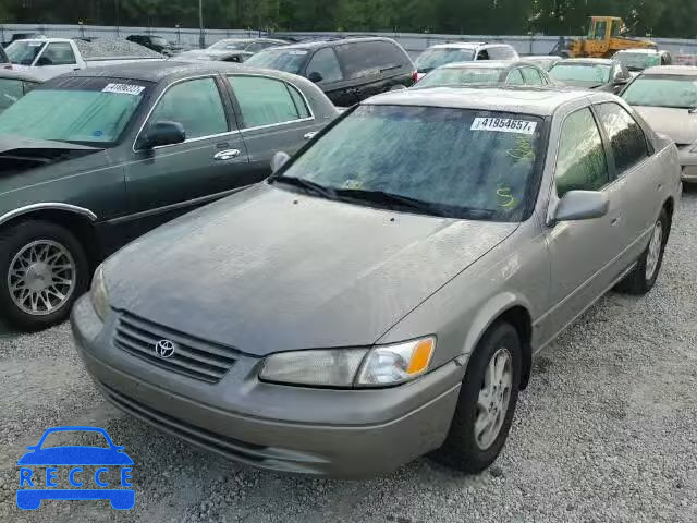 1998 TOYOTA CAMRY JT2BF28K7W0143411 image 1