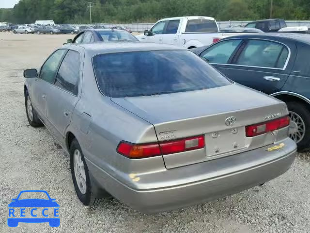 1998 TOYOTA CAMRY JT2BF28K7W0143411 image 2