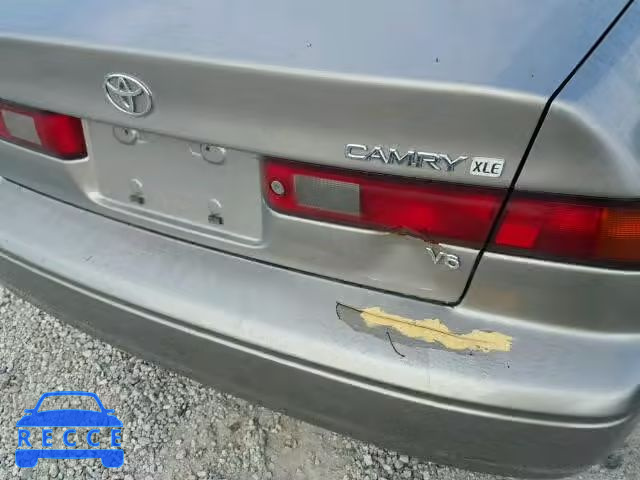 1998 TOYOTA CAMRY JT2BF28K7W0143411 image 8