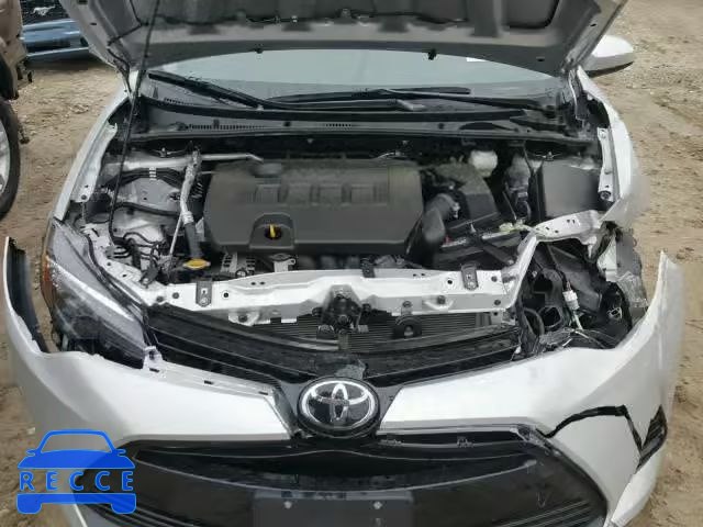 2017 TOYOTA COROLLA 5YFBURHE5HP607935 image 6