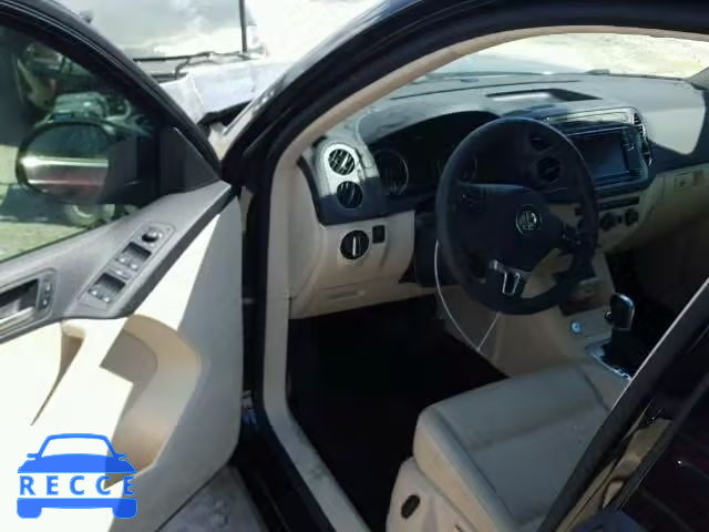 2017 VOLKSWAGEN TIGUAN WVGAV7AXXHW513240 image 8