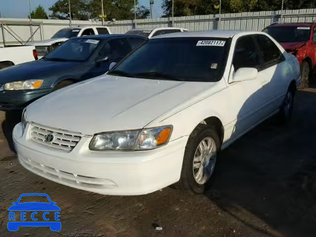 2000 TOYOTA CAMRY 4T1BG22K8YU752317 image 1