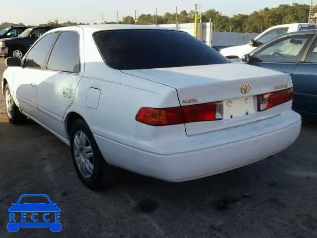 2000 TOYOTA CAMRY 4T1BG22K8YU752317 image 2