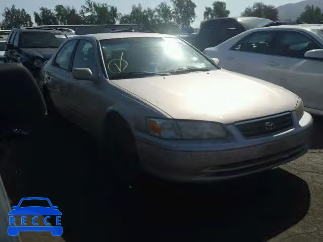 2000 TOYOTA CAMRY 4T1BG22K5YU758592 image 0