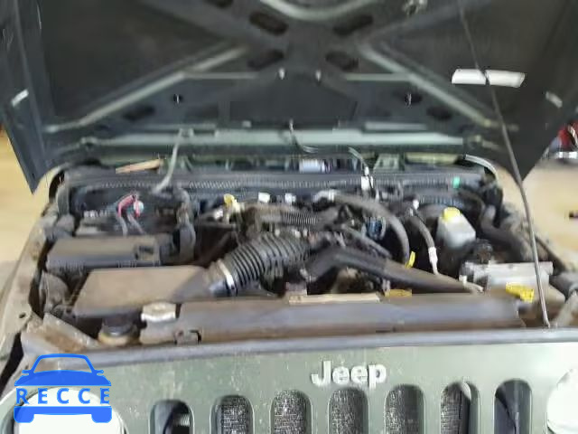 2009 JEEP WRANGLER 1J4FA24159L736718 image 6