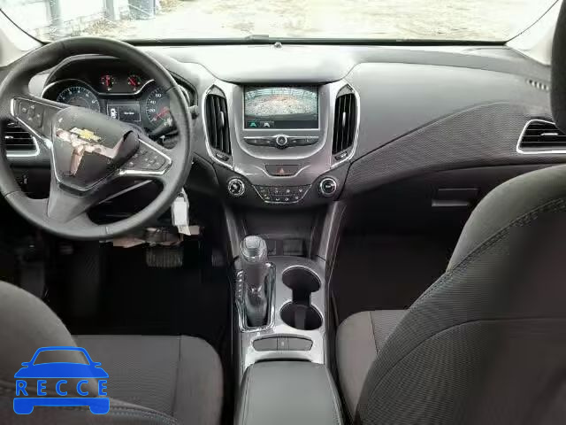 2017 CHEVROLET CRUZE 1G1BE5SM3H7100239 image 8