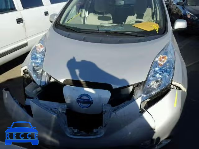 2011 NISSAN LEAF JN1AZ0CP7BT008345 зображення 8