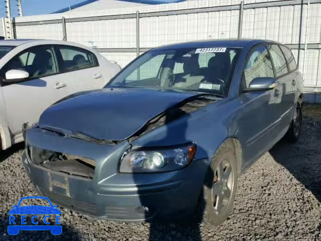 2005 VOLVO V50 YV1MJ682X52049946 image 1