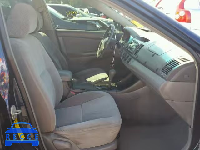 2002 TOYOTA CAMRY 4T1BE30K82U571613 image 4