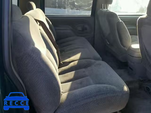 1996 CHEVROLET SUBURBAN 1GNFK16R3TJ356111 Bild 5