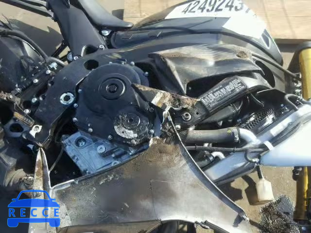 2016 SUZUKI GSX-R750 JS1GR7MA1G2100424 image 6