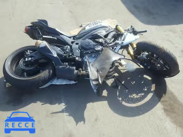 2016 SUZUKI GSX-R750 JS1GR7MA1G2100424 image 8
