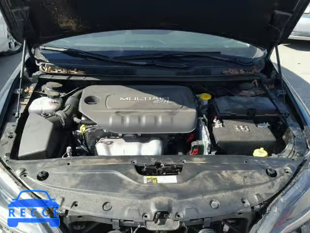 2017 CHRYSLER 200 1C3CCCAB5HN503662 image 6