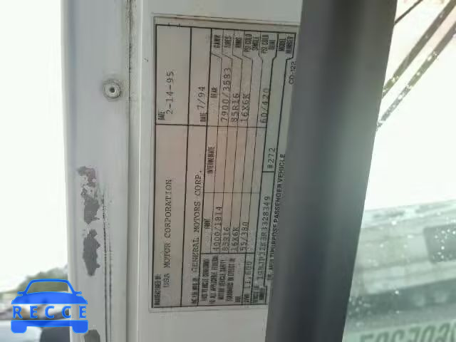 1995 CHEVROLET P30 1GBJP32K3R3328349 image 9