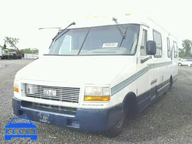 1995 CHEVROLET P30 1GBJP32K3R3328349 image 1