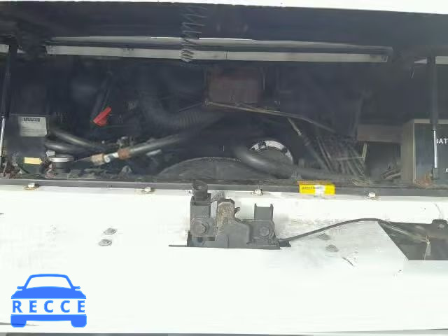 1995 CHEVROLET P30 1GBJP32K3R3328349 image 6