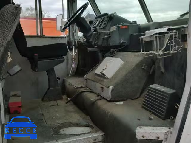 2001 FREIGHTLINER CHASSIS 4UZAANBW61CH53160 зображення 4