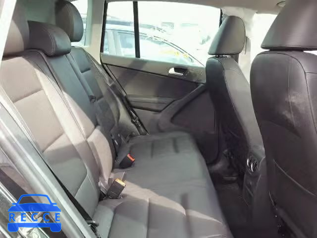 2017 VOLKSWAGEN TIGUAN WVGNV7AXXHK030551 image 5