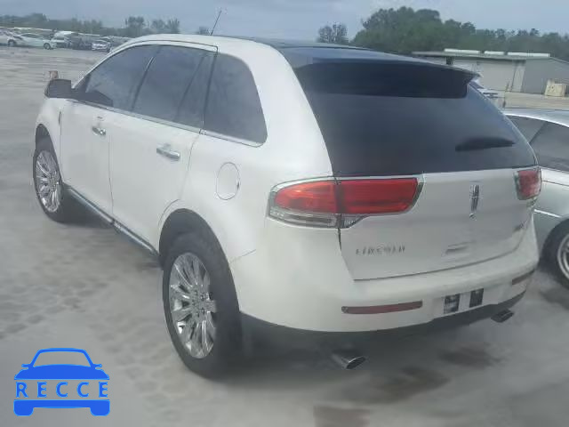 2011 LINCOLN MKX 2LMDJ6JK2BBJ29649 image 2