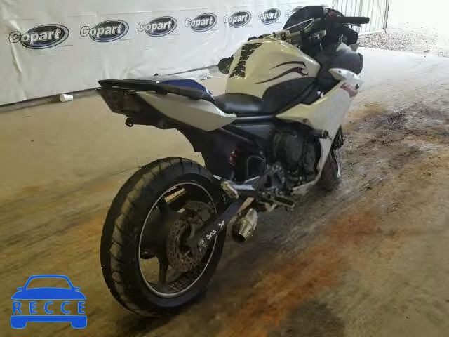 2009 YAMAHA FZ6 JYARJ18E39A000586 Bild 3