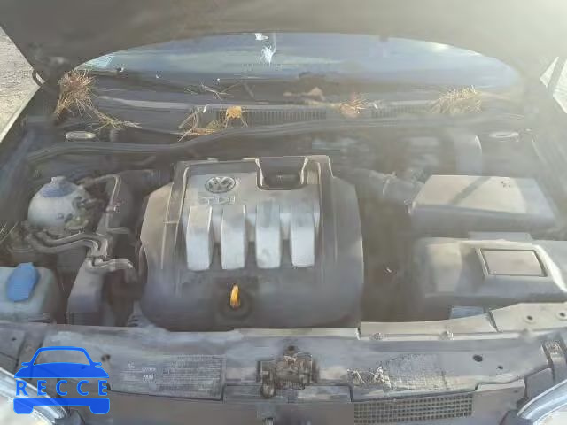 2004 VOLKSWAGEN GOLF 9BWGR61J044026813 image 6