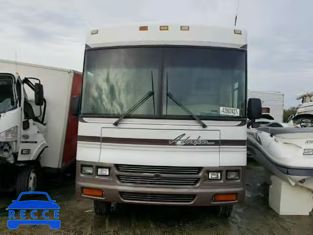 2000 FORD MOTORHOME 3FCNF53S3YJA04908 Bild 6