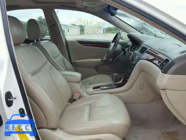 2002 LEXUS ES300 JTHBF30G420008979 image 4