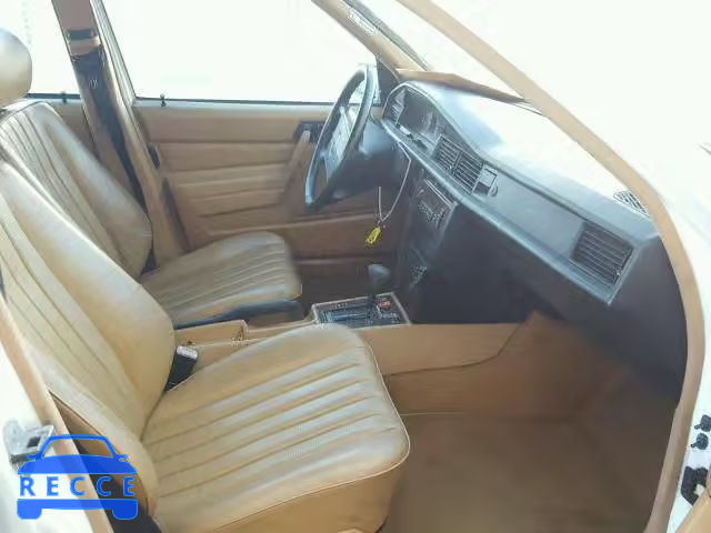 1991 MERCEDES-BENZ 190 WDBDA28D7MF747520 зображення 4