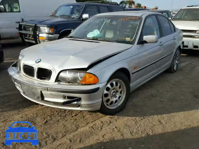 2000 BMW 323 WBAAM334XYFP72942 Bild 1
