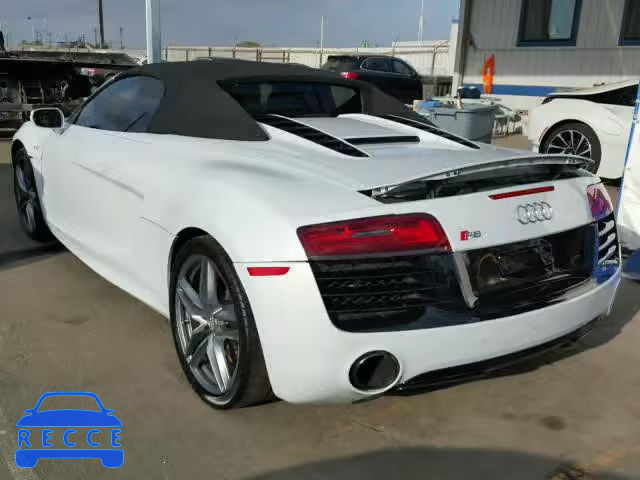 2015 AUDI R8 WUAVNAFG3F7000739 image 2