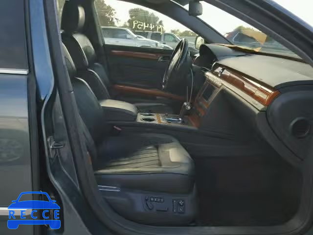 2004 VOLKSWAGEN PHAETON WVWAF63D048008823 image 4