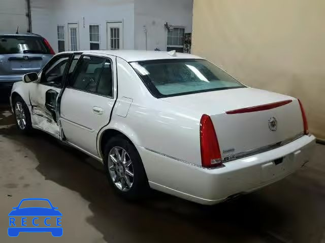 2011 CADILLAC DTS 1G6KD5E67BU101932 Bild 2