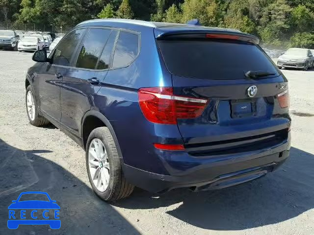 2016 BMW X3 5UXWX9C50G0D80731 Bild 2