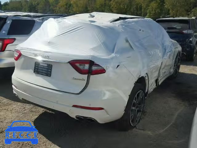 2017 MASERATI LEVANTE ZN661XUS7HX237677 image 3