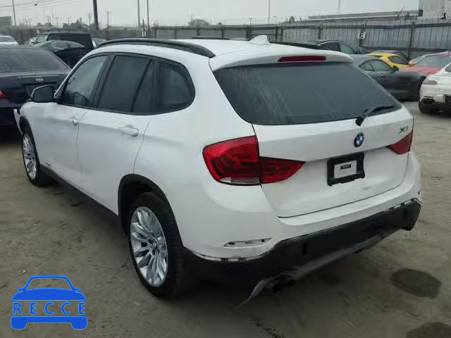 2014 BMW X1 WBAVM1C56EVW47128 Bild 2