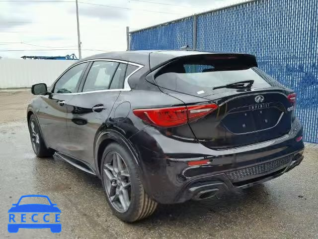 2018 INFINITI QX30 SJKCH5CP2JA040472 image 2