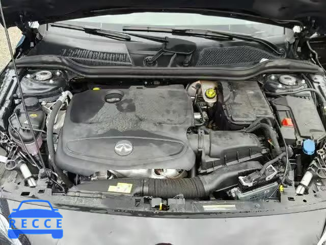 2018 INFINITI QX30 SJKCH5CP2JA040472 image 6