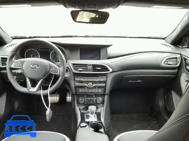 2018 INFINITI QX30 SJKCH5CP2JA040472 image 8