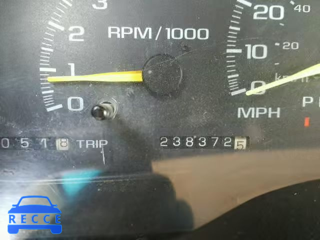 1996 CHEVROLET SUBURBAN 3GNFK16R9TG171658 Bild 7
